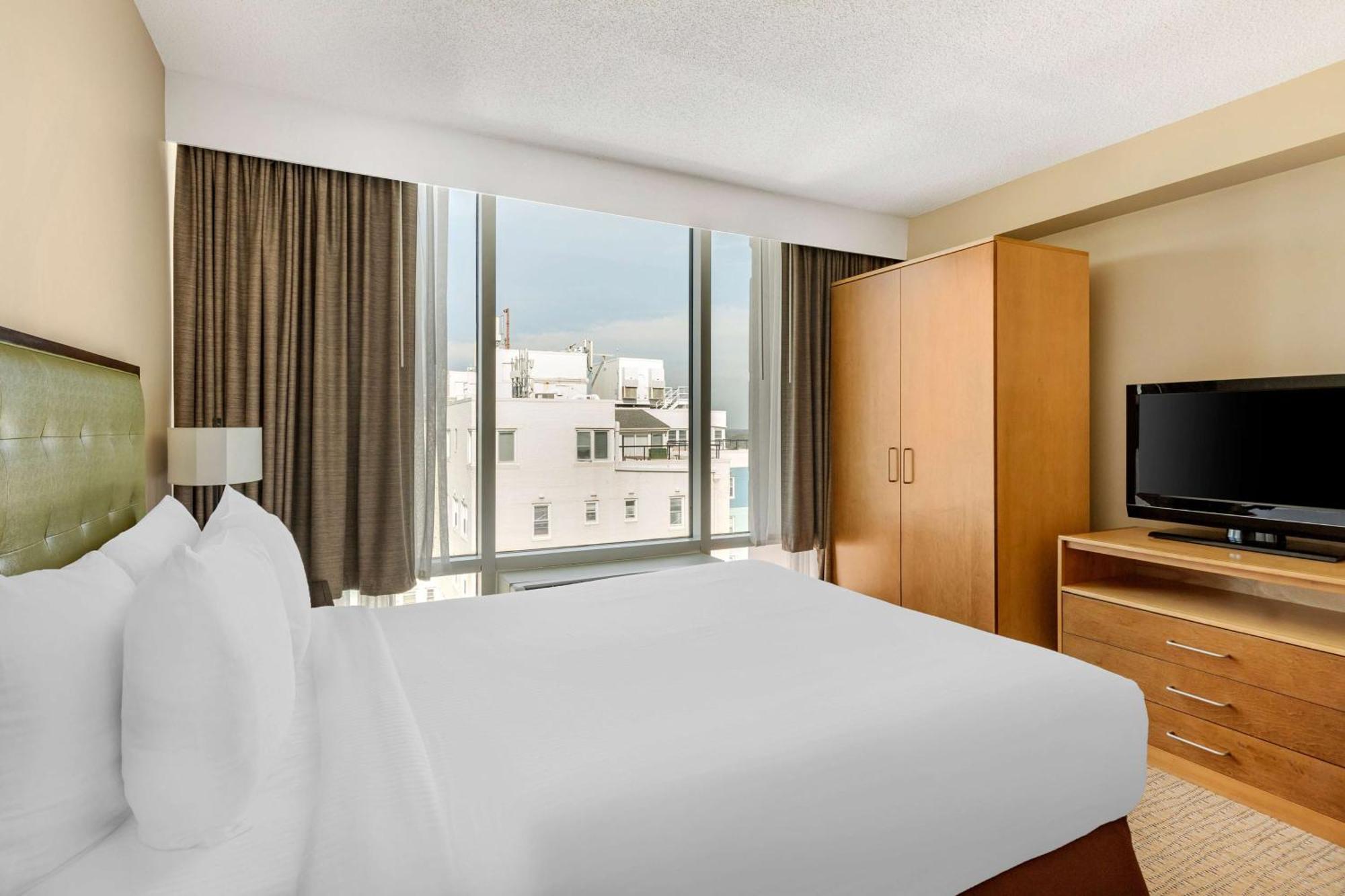 Aparthotel Hilton Ocean Club Resort, Virginia Beach, Va - 1br Site Ocean View