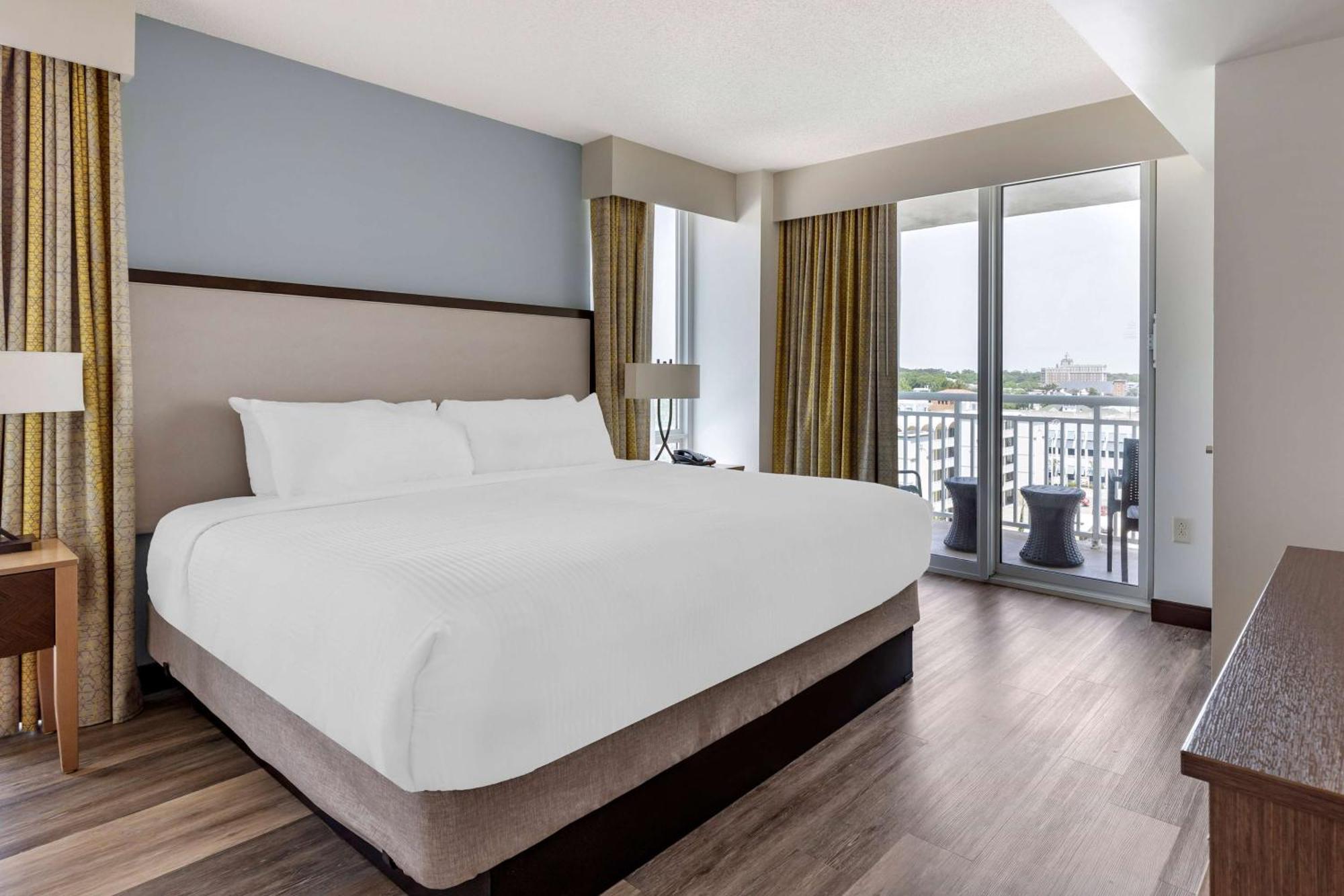 Resort Hilton Vacation Club Oceanaire Virginia Virginia Beach