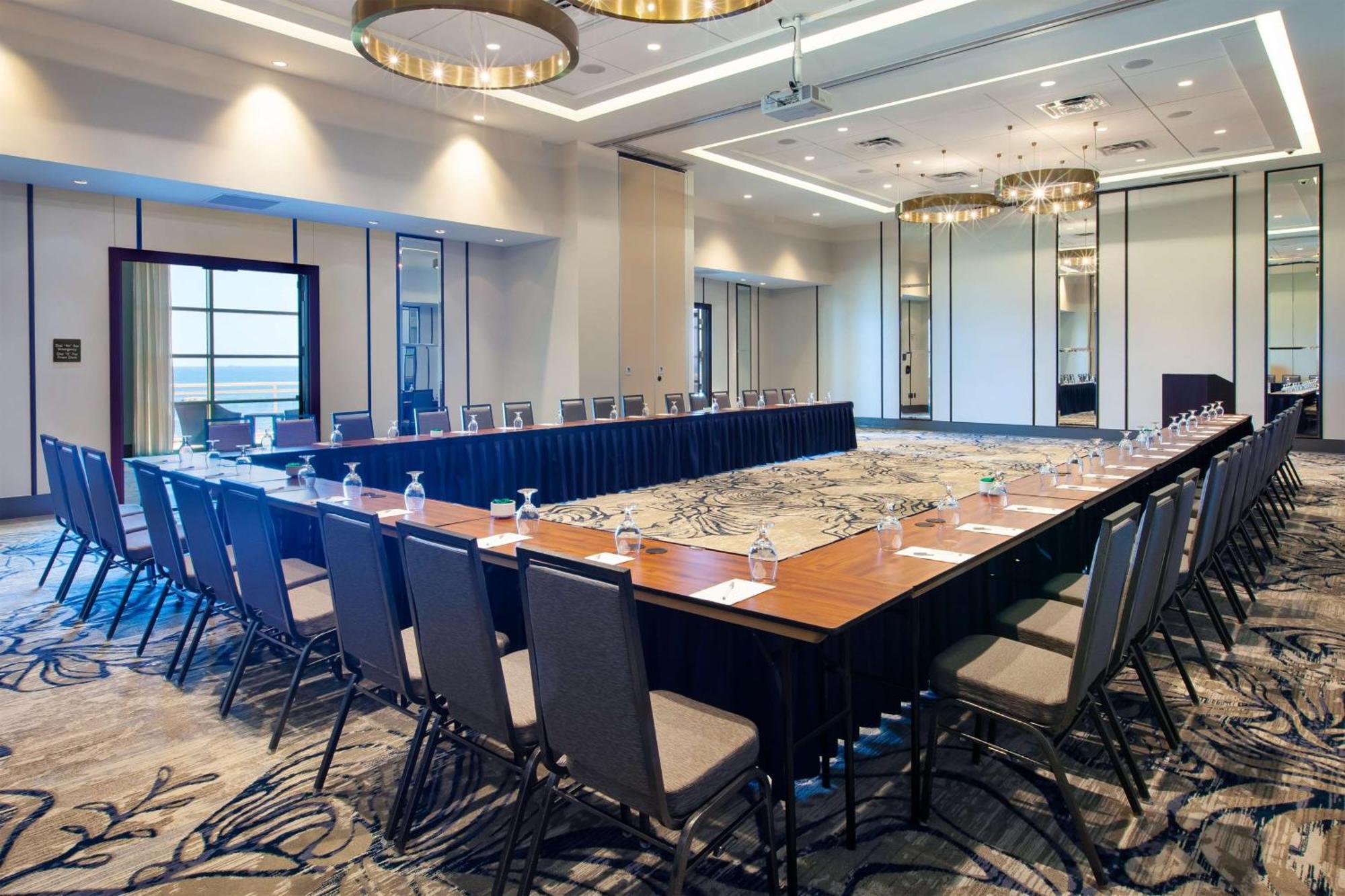 Hotel Hilton Garden Virginia Oceanfront 3*
