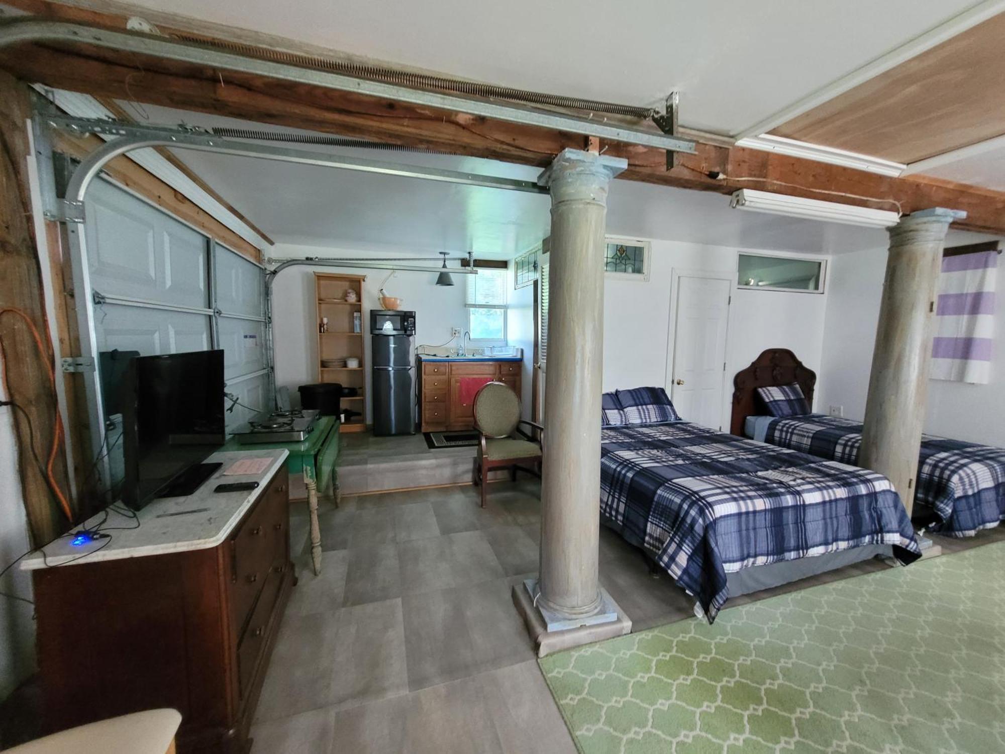 Virginia Vacation Duplex House 1