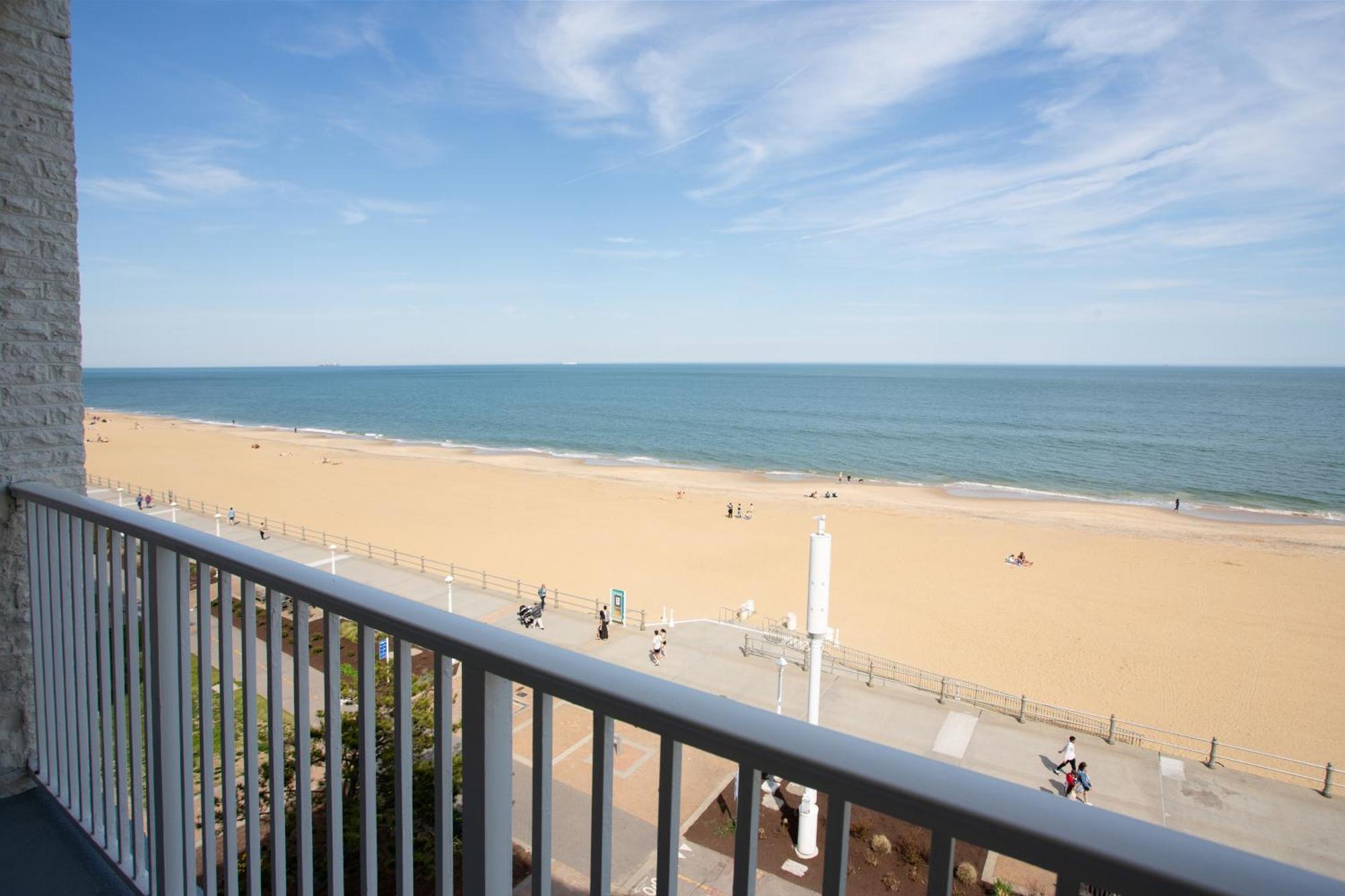 Aqua Vista Hotel Virginia Beach