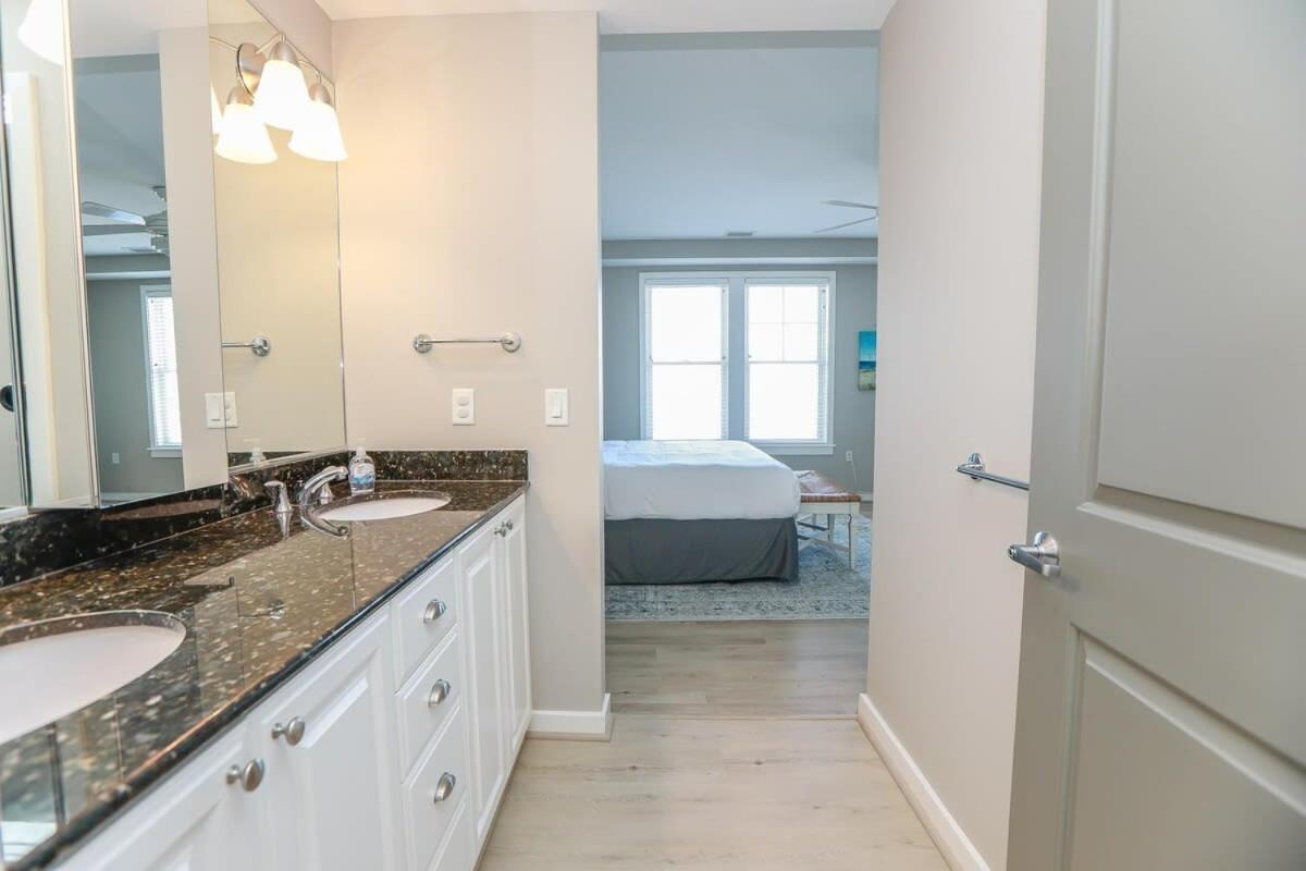 Holiday home Sojourn Sunrise To Sunset 4br Sleeps 12 Virginia Beach