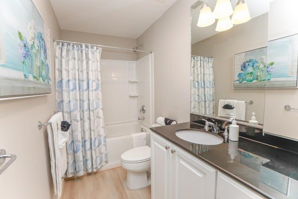Holiday home Sojourn Sunrise To Sunset 4br Sleeps 12 *