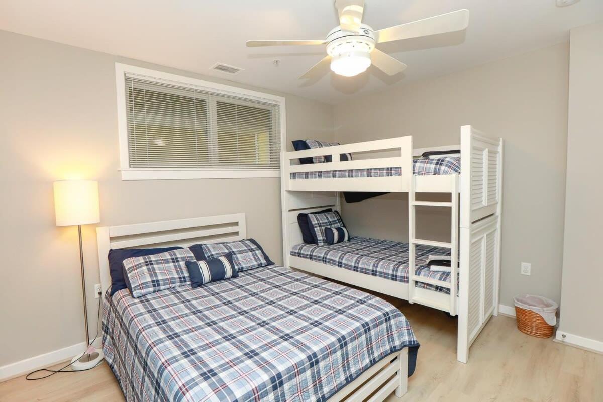 Sojourn Sunrise To Sunset 4br Sleeps 12 Holiday home *