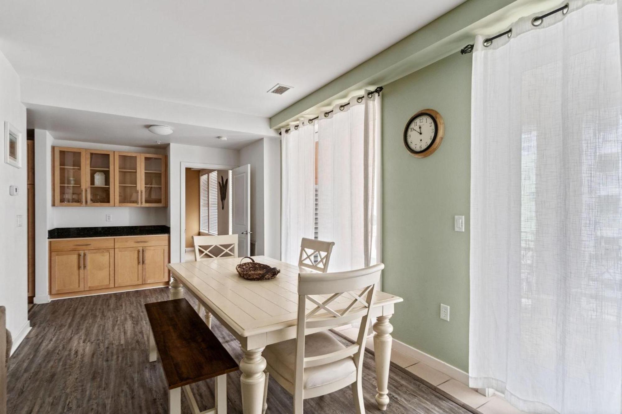 A Sandbridge Retreat 222 A Holiday home