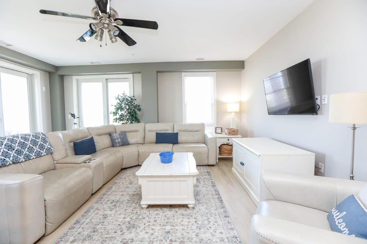 Holiday home Sojourn Sunrise To Sunset 4br Sleeps 12