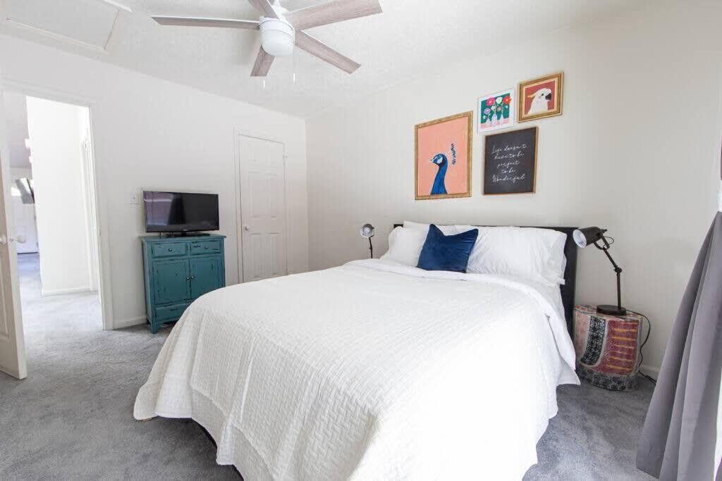 Cheerful 2 Bedroom Near Virginia Wesleyan Virginia Beach