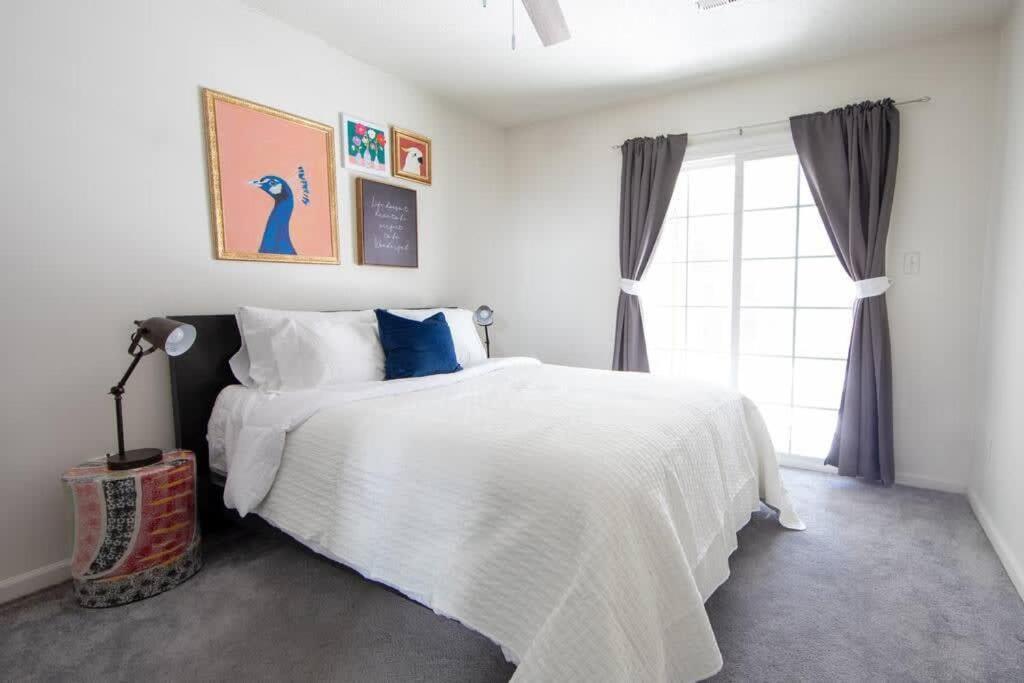 Cheerful 2 Bedroom Near Virginia Wesleyan