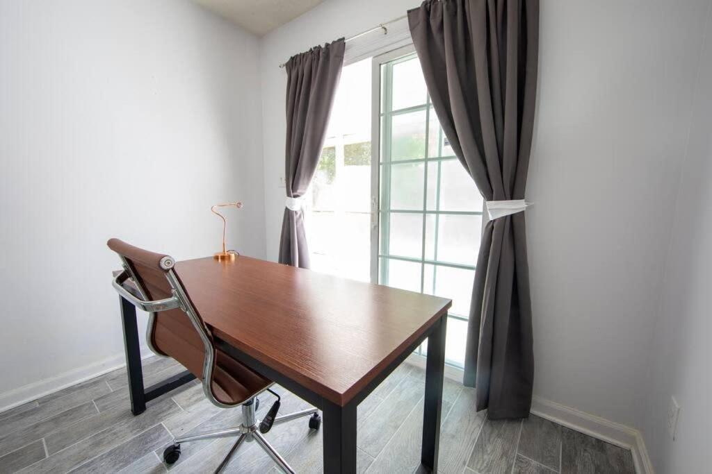 Holiday home Cheerful 2 Bedroom Near Virginia Wesleyan Virginia Beach