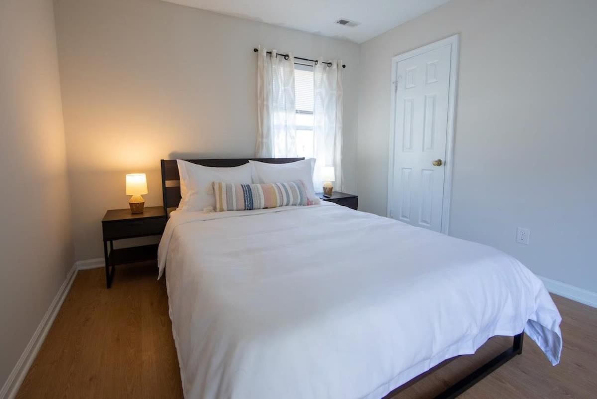 Sojourn 2 Bedroom Townhouse In Virginia Apartment *