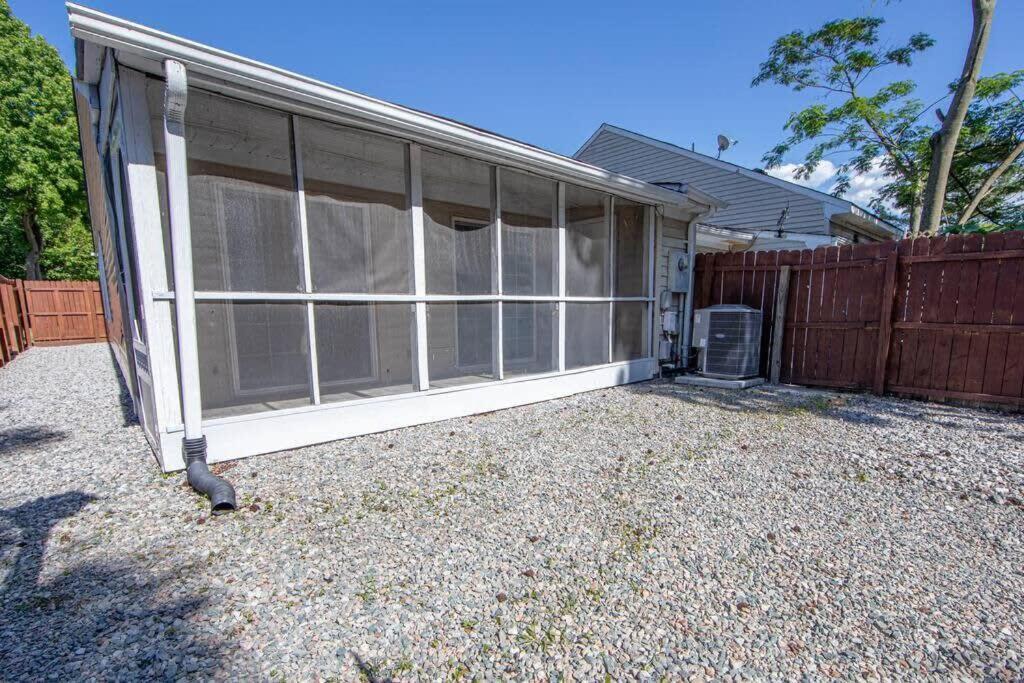Holiday home Cheerful 2 Bedroom Near Virginia Wesleyan Virginia Beach