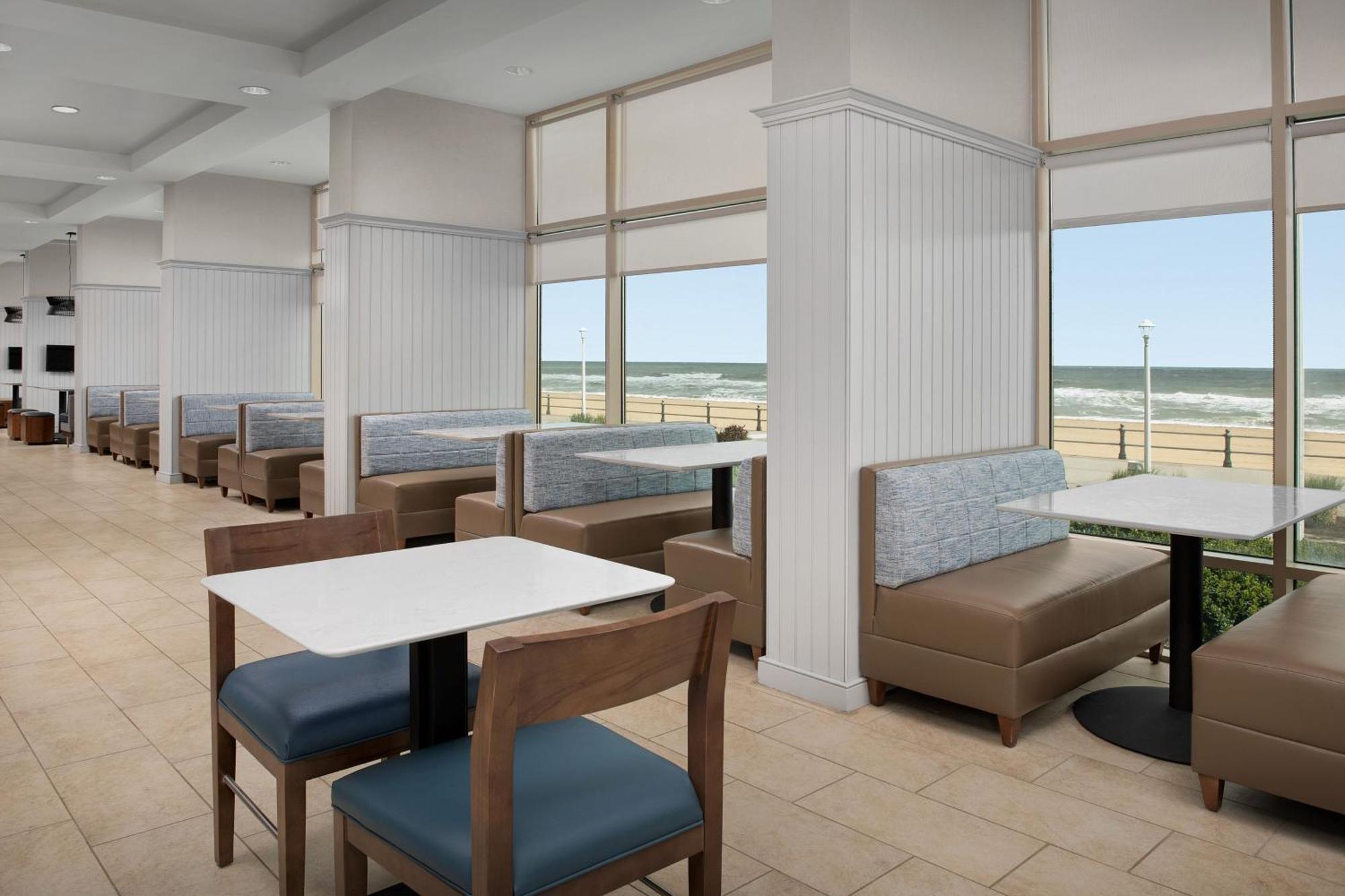 Courtyard Virginia Oceanfront / North 37th Street Hotel 3*