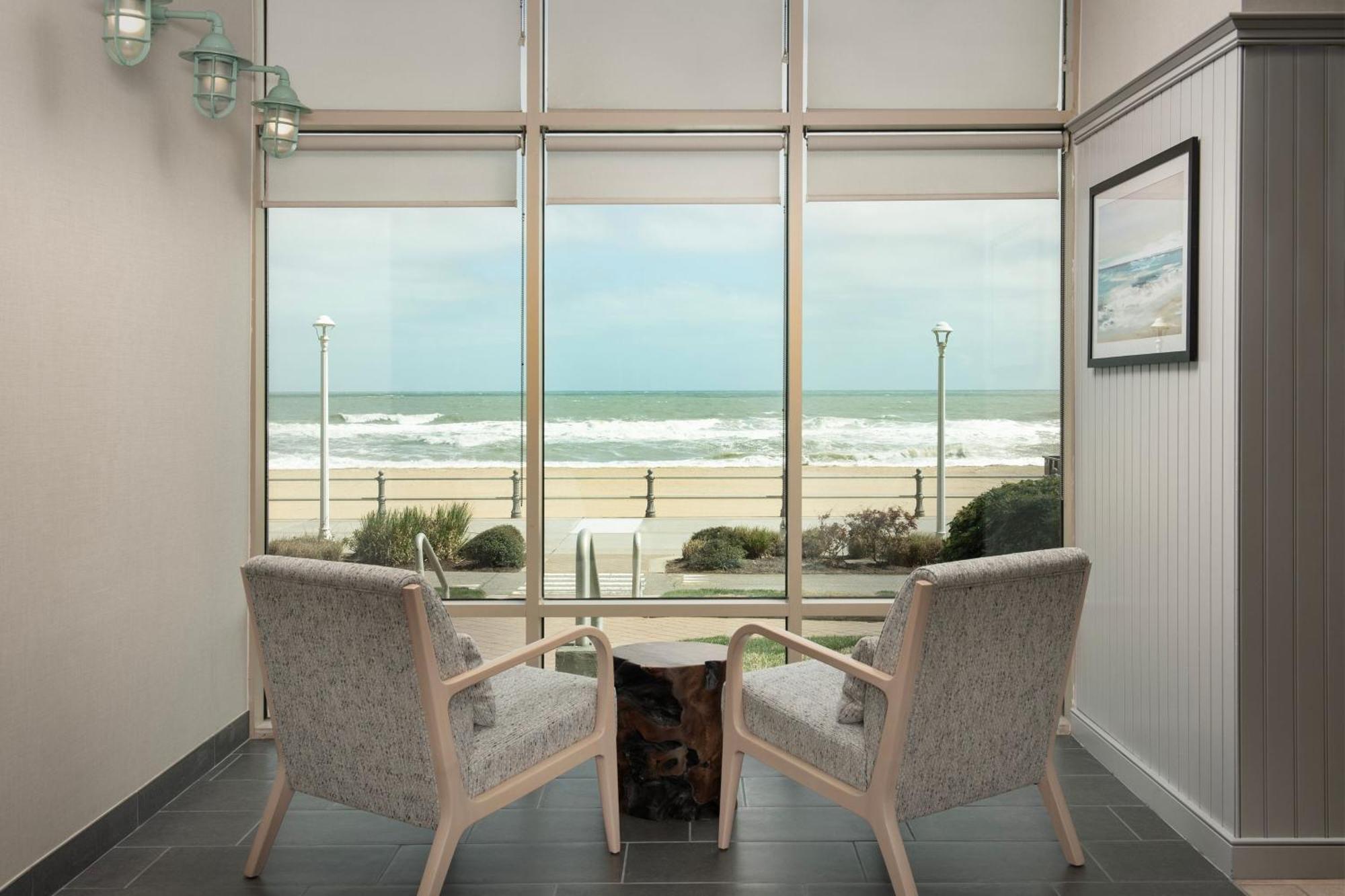 Courtyard Virginia Oceanfront / North 37th Street Hotel