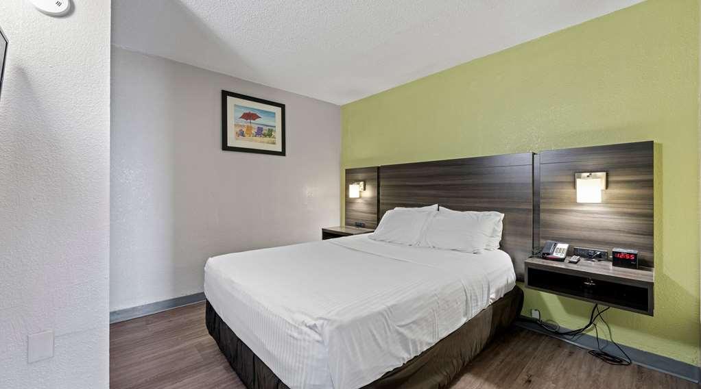 Surestay By Western Virginia Oceanfront Hotel *