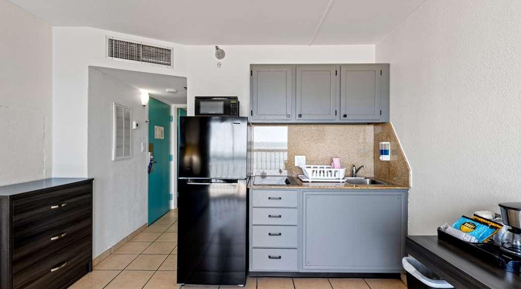 Surestay By Western Virginia Oceanfront Hotel