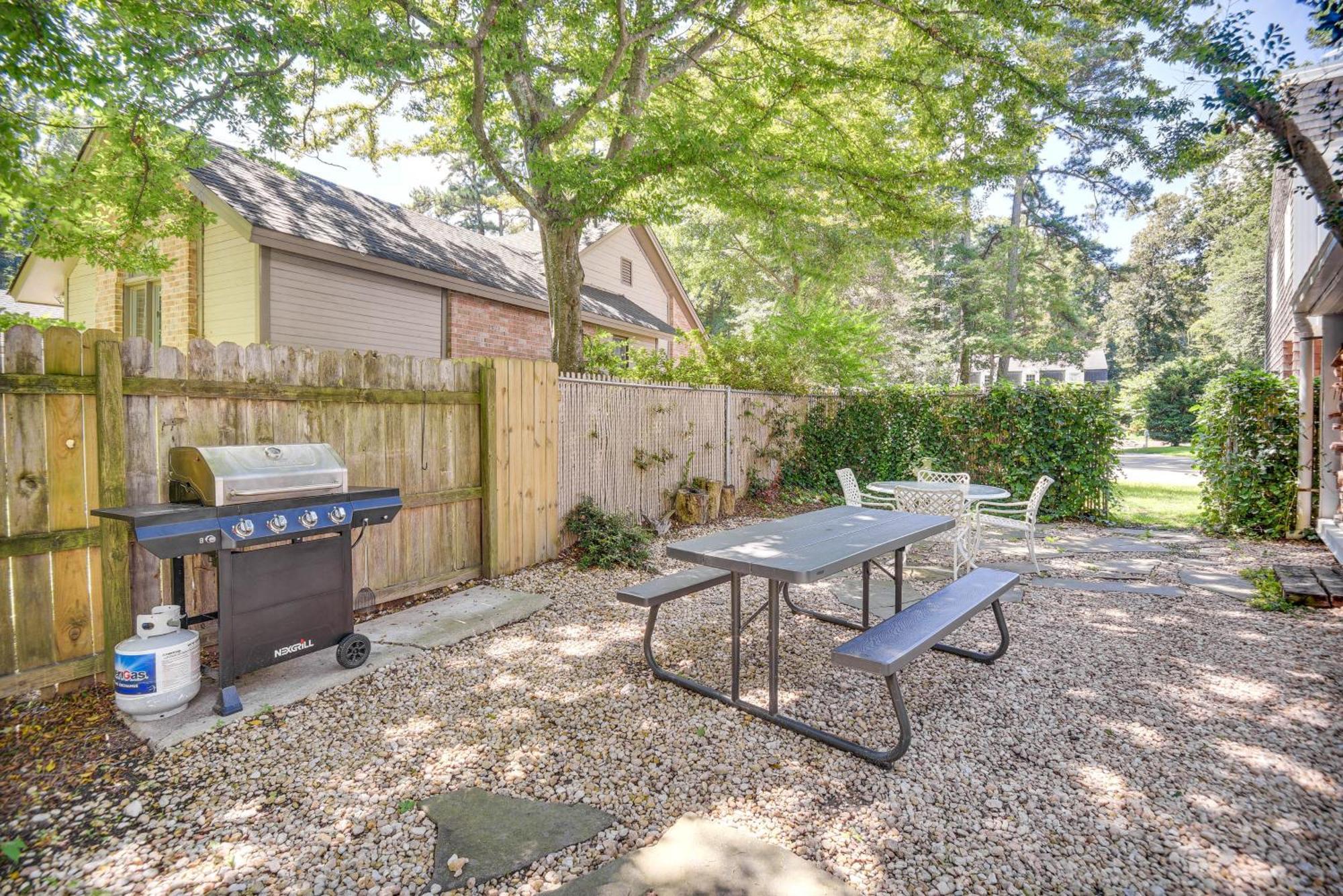 Virginia With Pool And Fire Pit Access! Apartment *