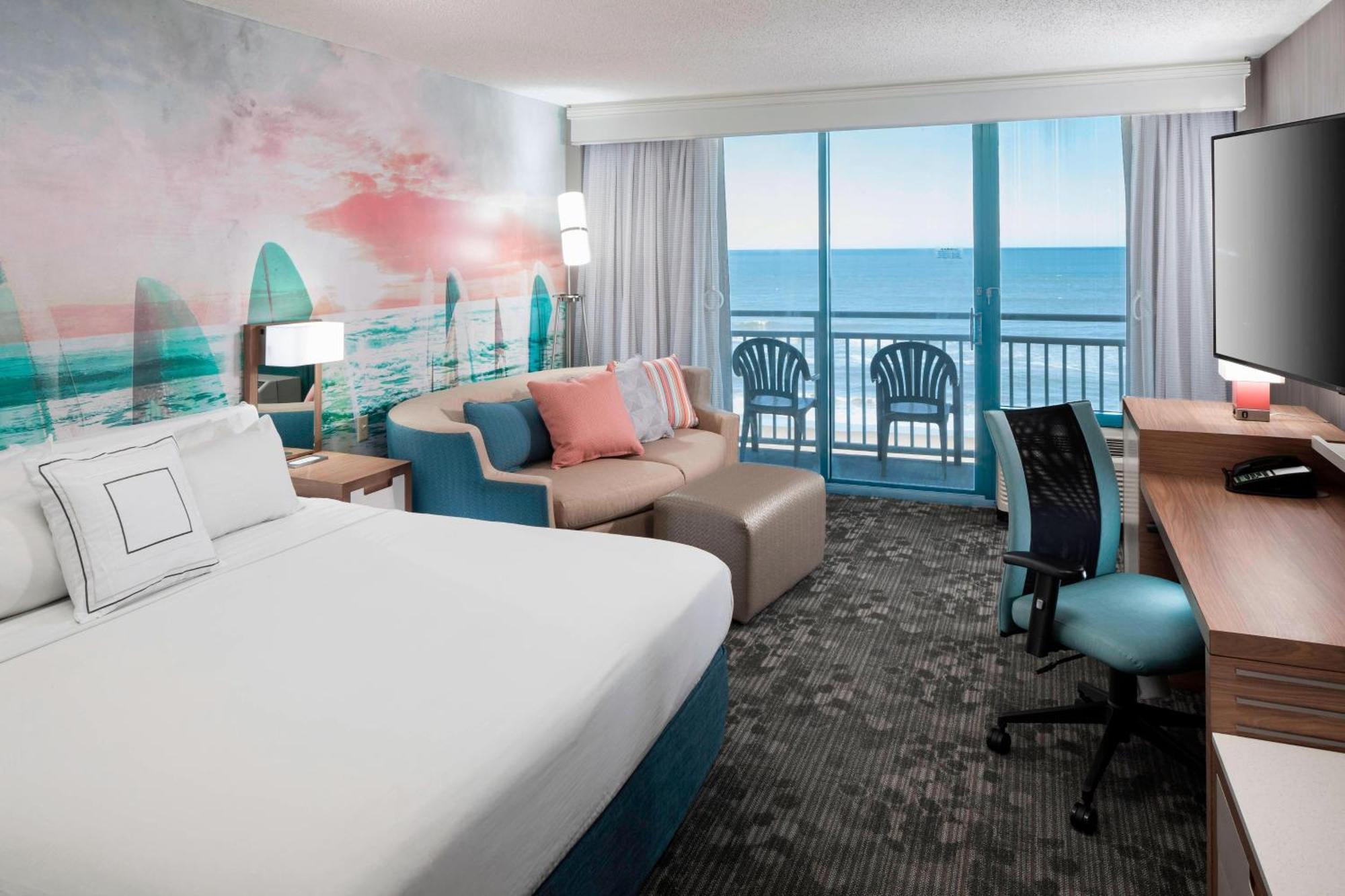Courtyard Virginia Oceanfront/south 3*