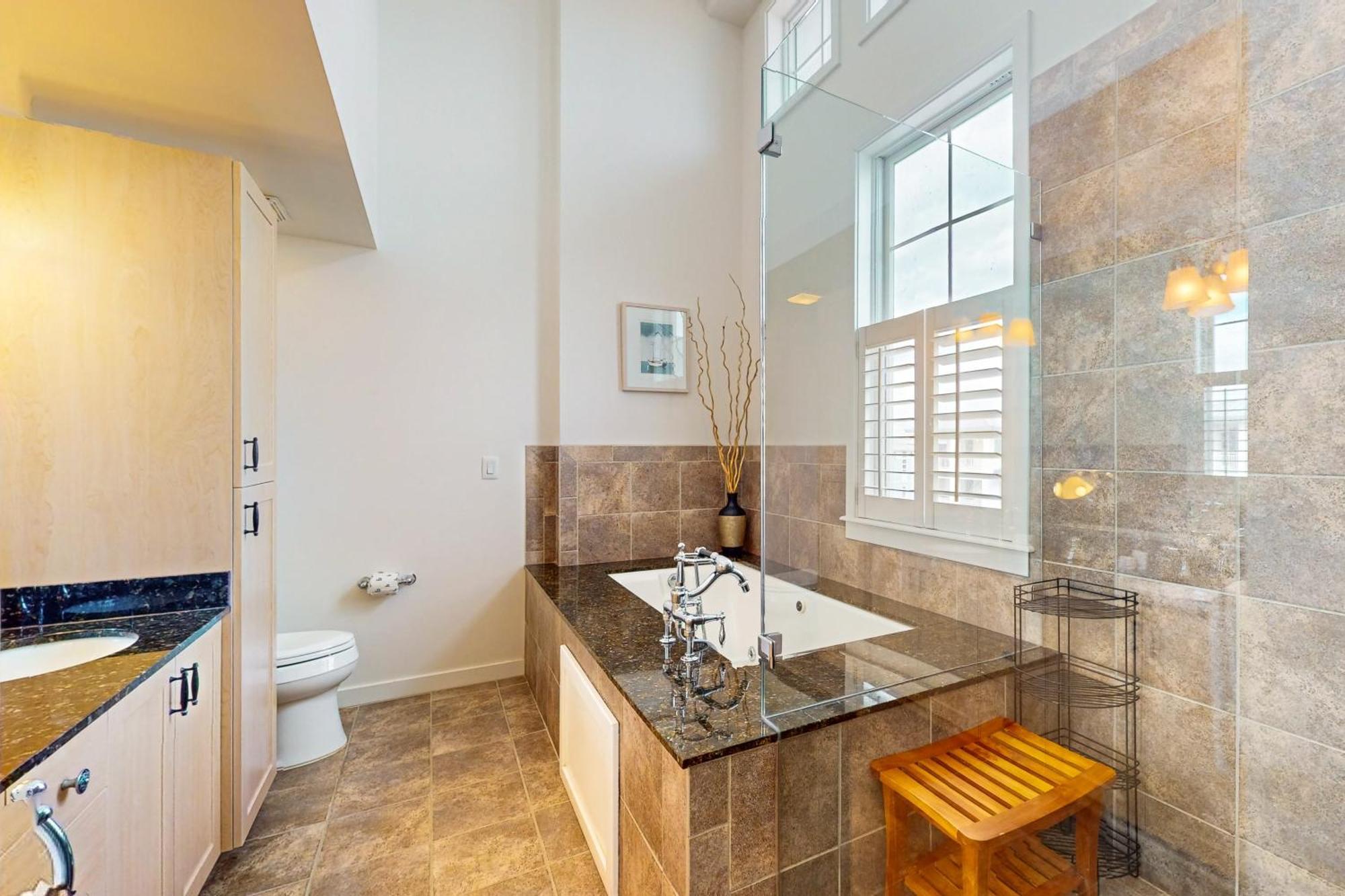 The Sanctuary - Neptune's Castle Penthouse B405 Apartment Virginia Beach
