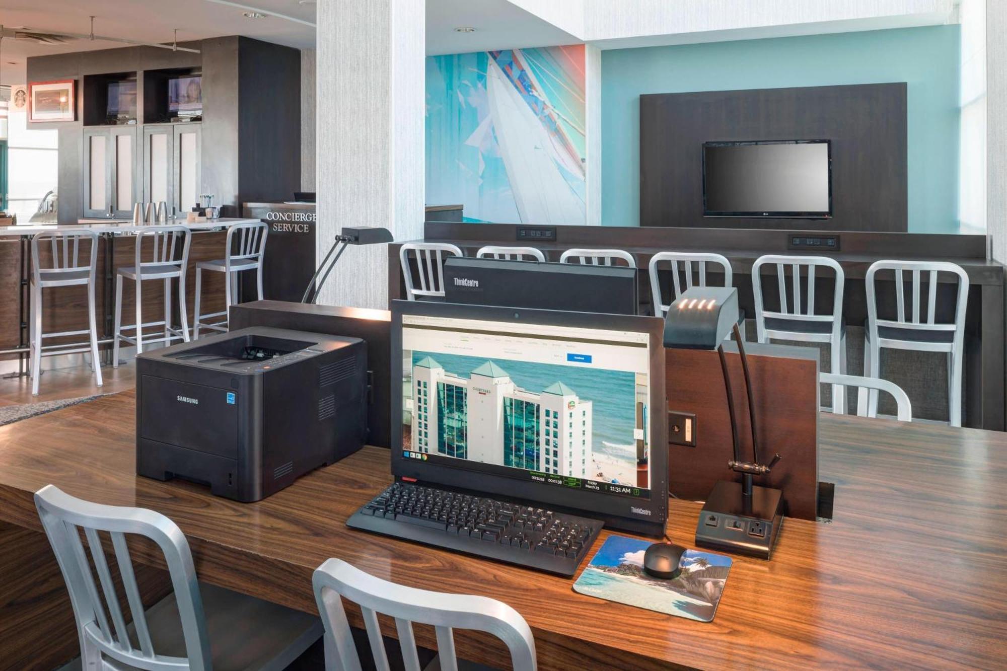 Courtyard Virginia Oceanfront/south 3*