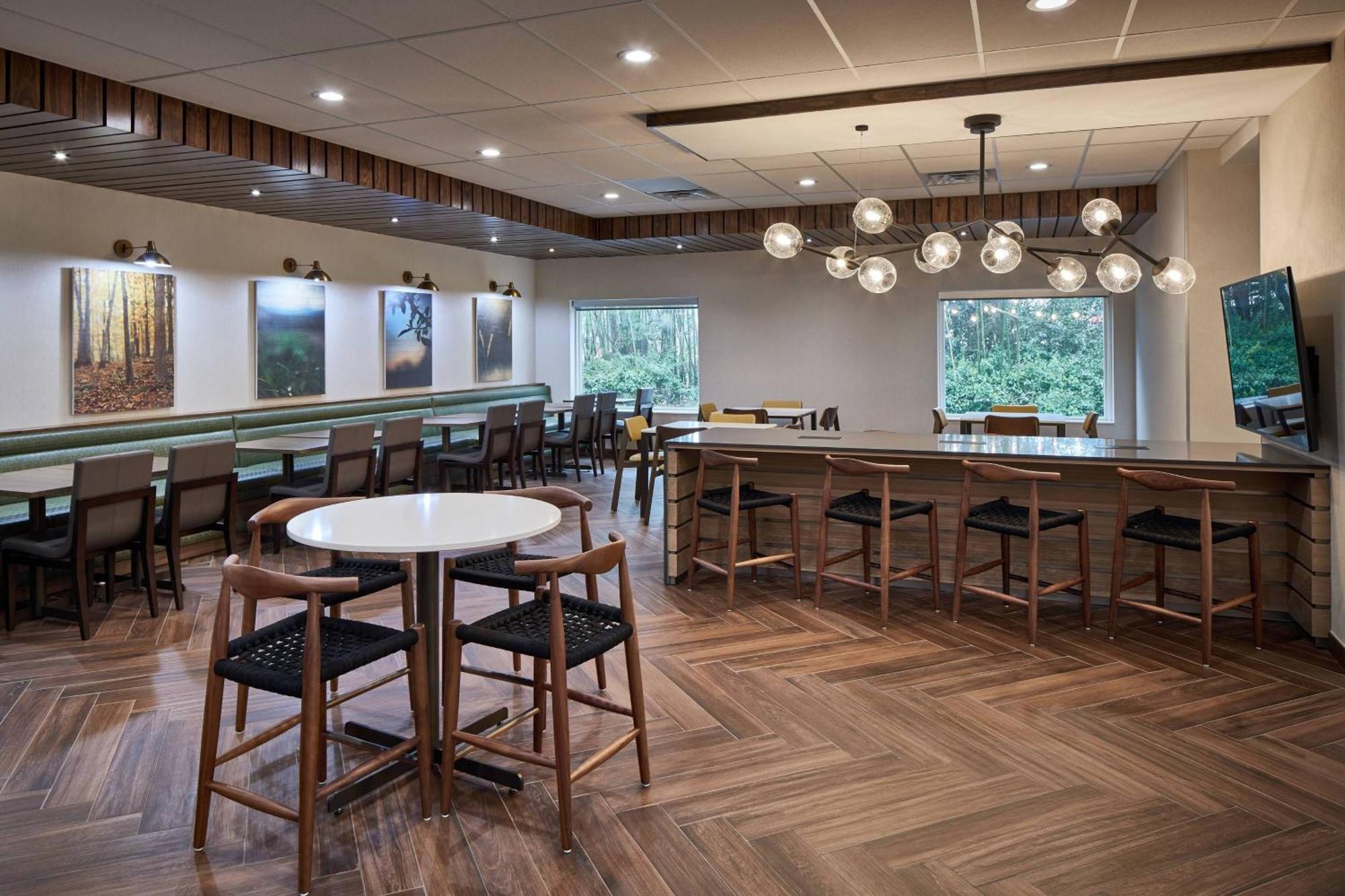 Hotel Fairfield & By Marriott Virginia Beach/norfolk Airport