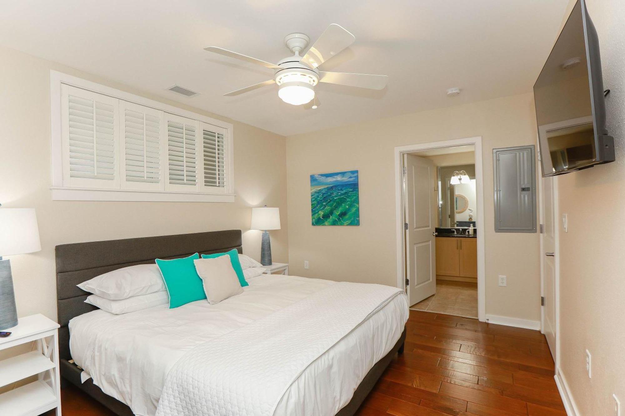 Sojourn's Sanctuary Vitamin Sea Sleeps 6 * Virginia Beach