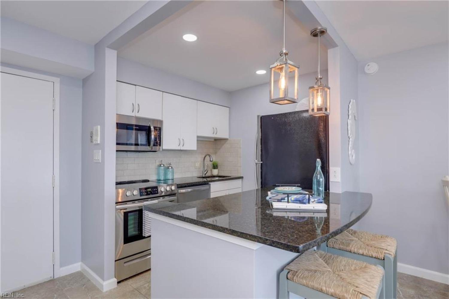 Coastal Condo-amazing View & Indoor Pool 13th Floor * Virginia Beach