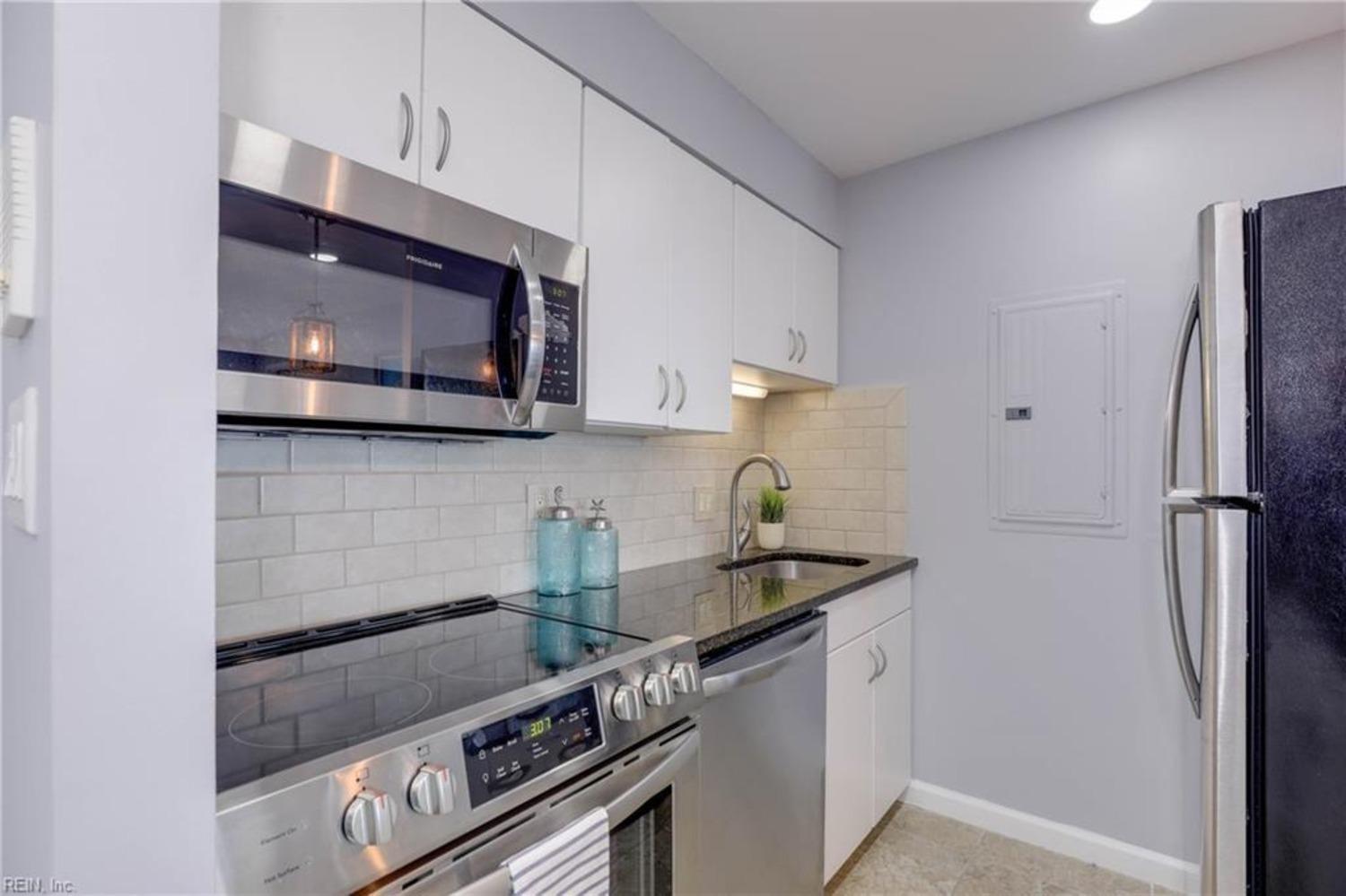Aparthotel Coastal Condo-amazing View & Indoor Pool 13th Floor *