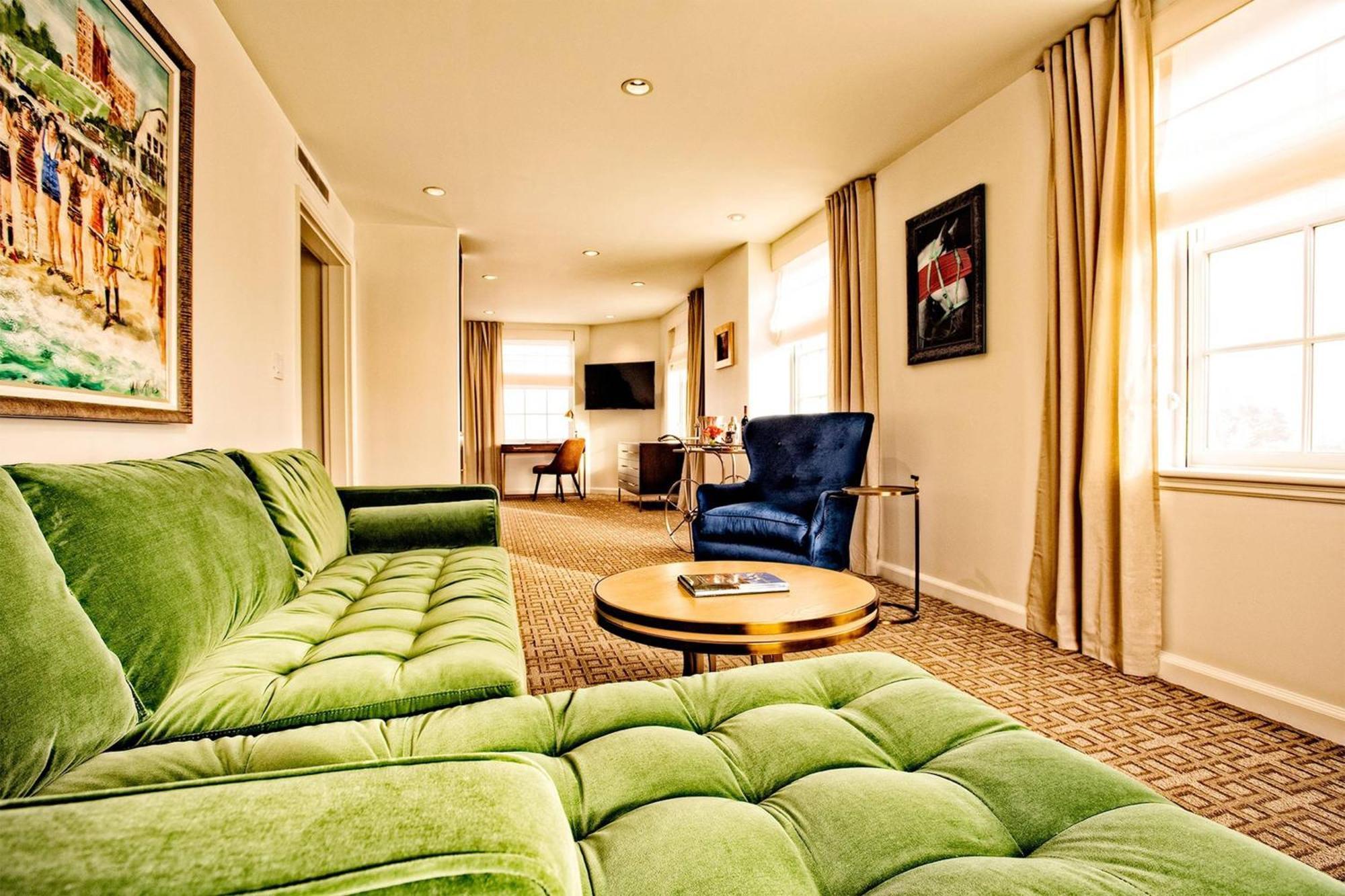 The Historic Cavalier And Club Autograph Collection Hotel