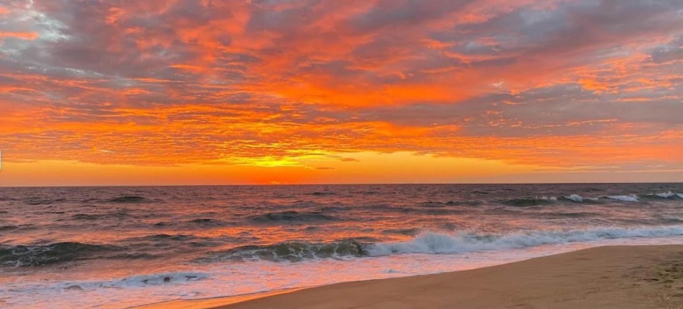 Holiday home Sojourn's Sanctuary Vitamin Sea Sleeps 6