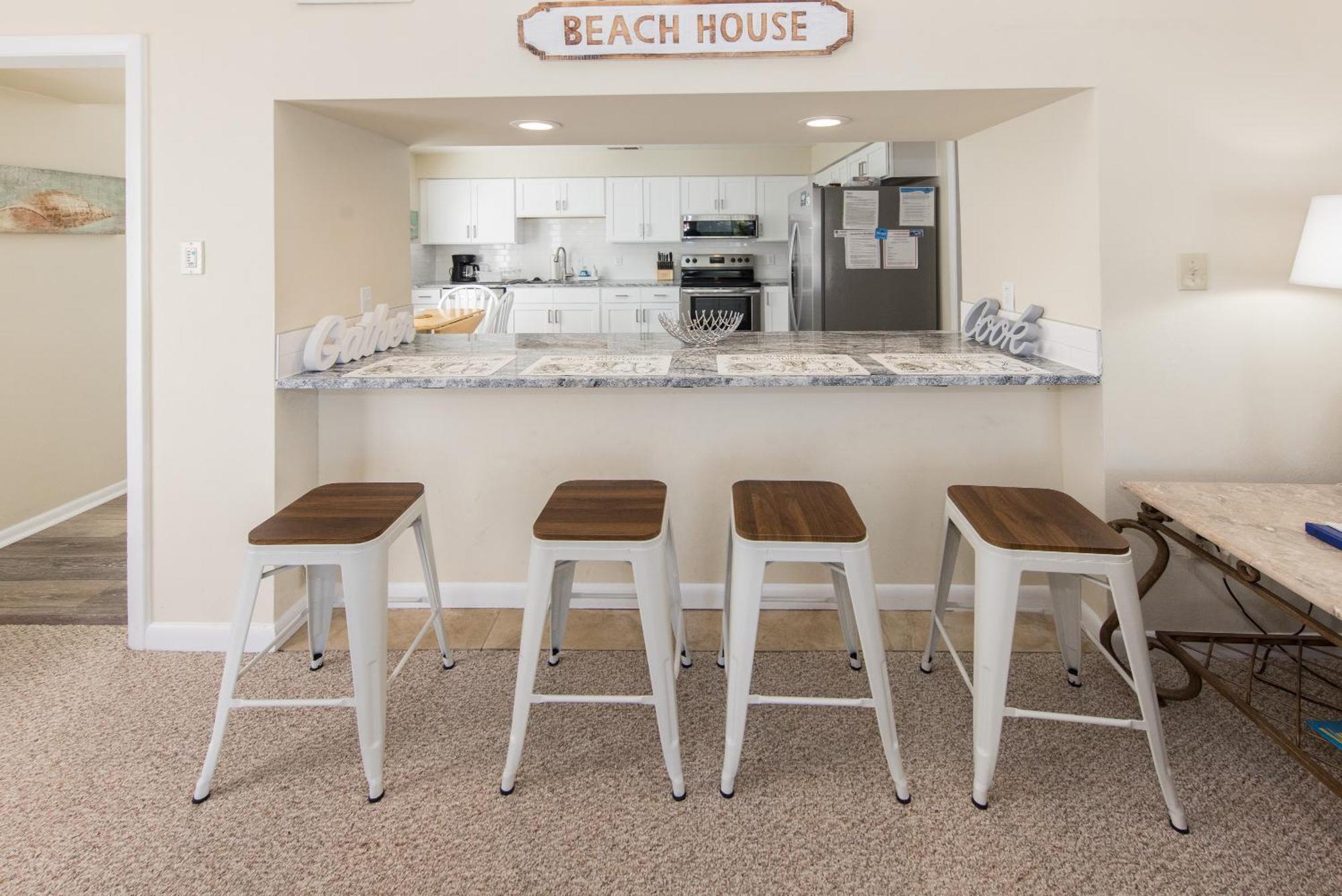 Shoot The Breeze - North End Vb Holiday home