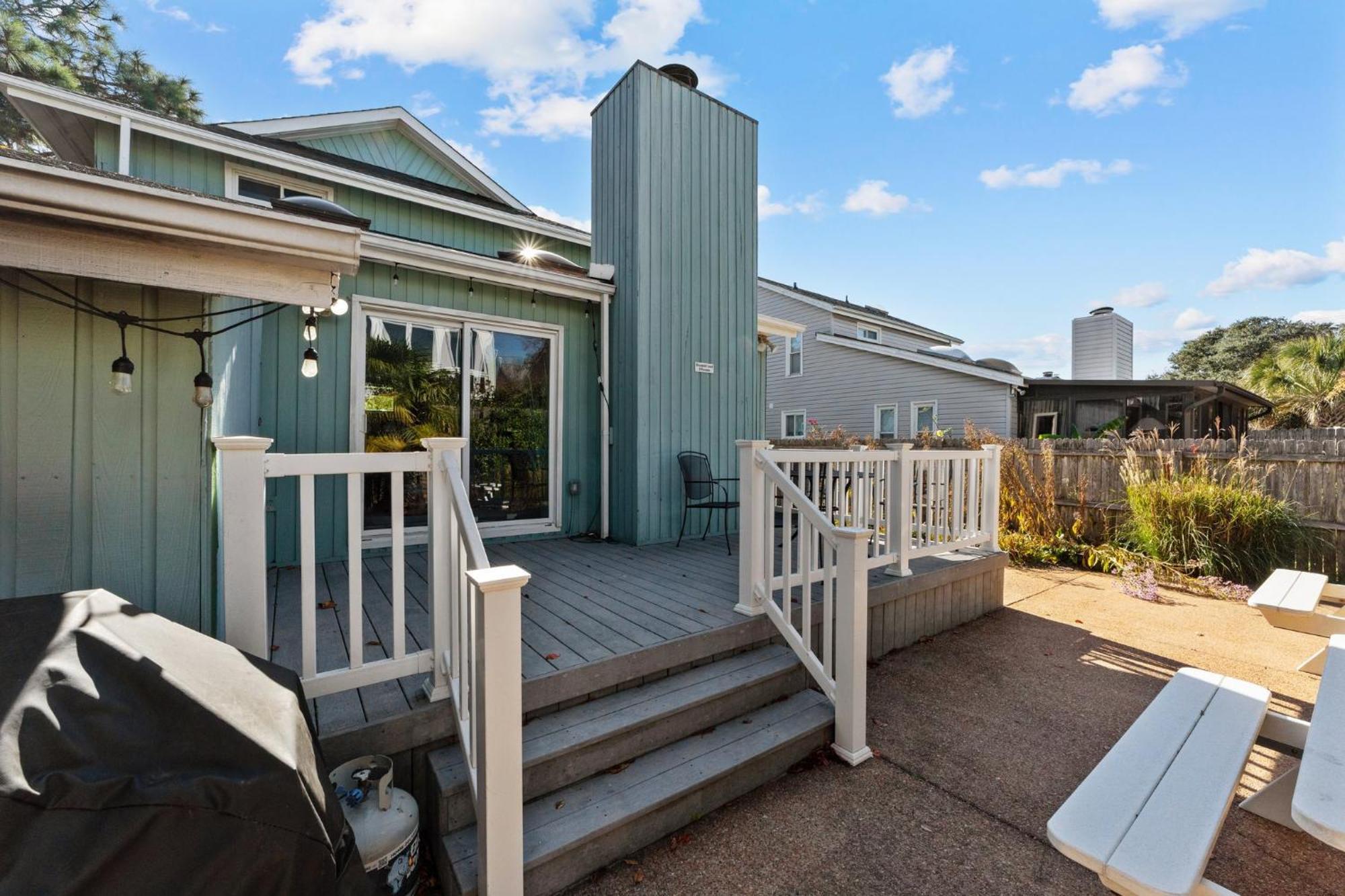 Gone Coastal Beautiful North End Close To Access Virginia Beach