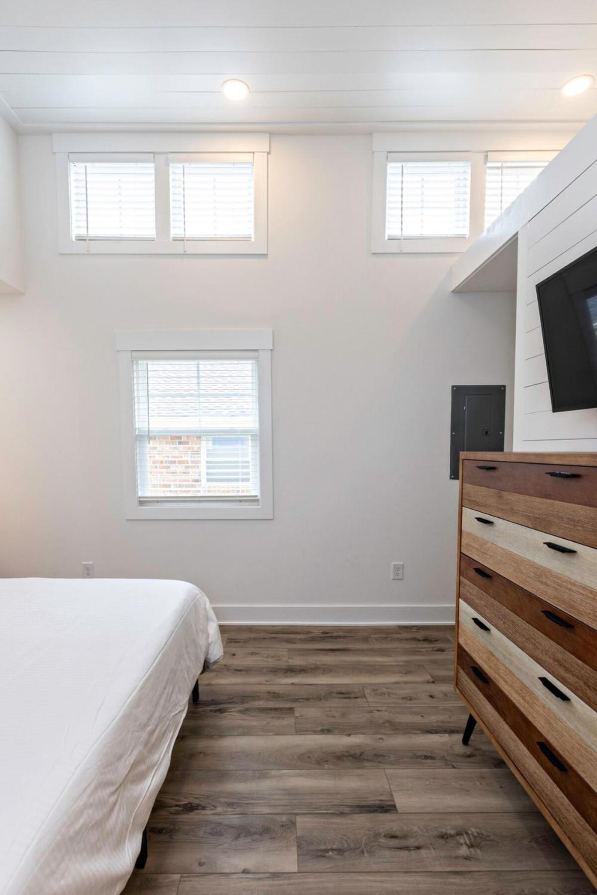 Apartment Ocean Lofts In The Vibe #8 - 5 Min Walk To