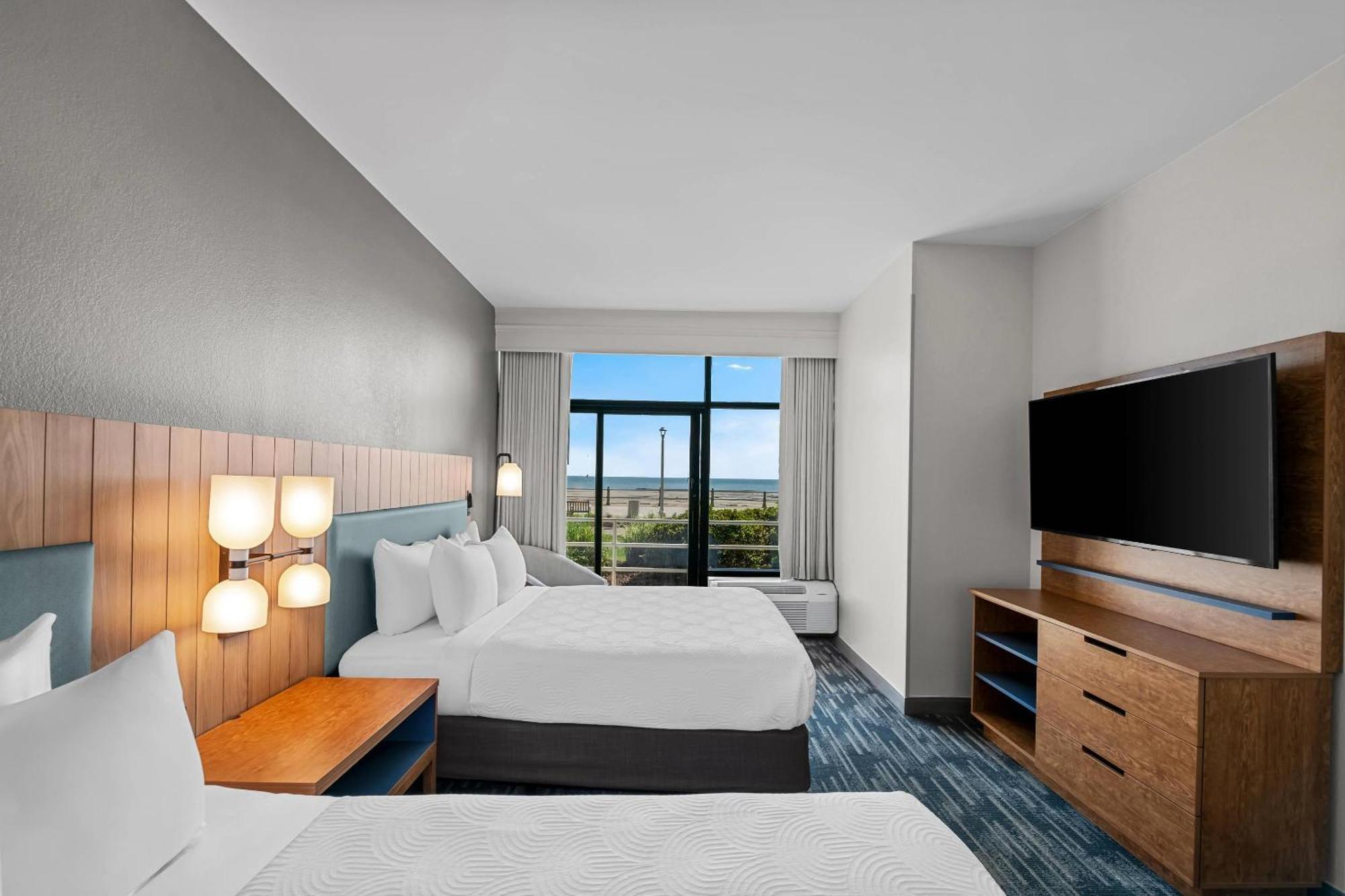 Country & By Radisson, Virginia Oceanfront , Va Hotel