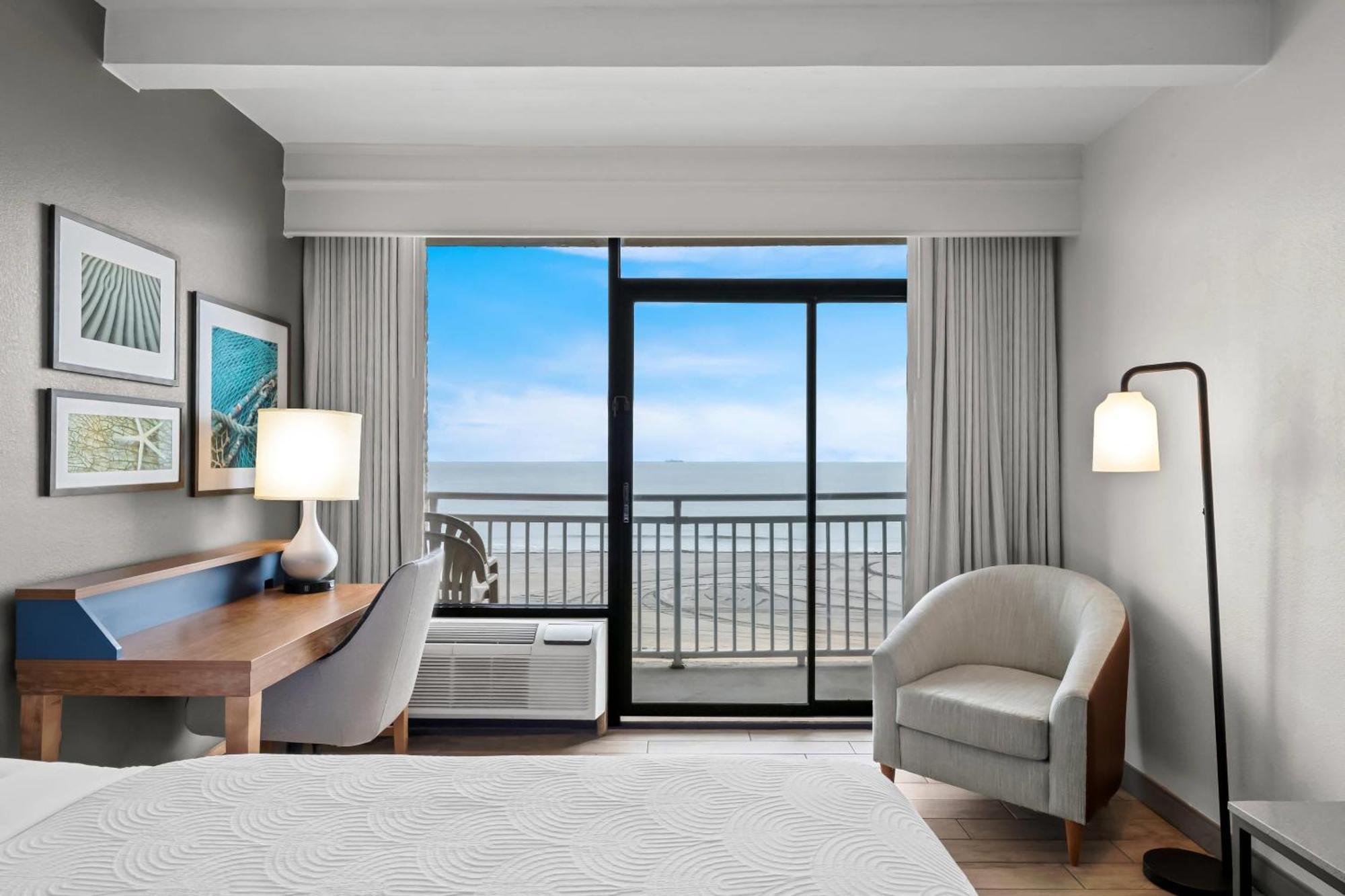 Country & By Radisson, Virginia Oceanfront , Va Hotel