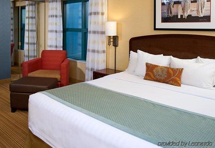 Courtyard Virginia Oceanfront/south Hotel Virginia Beach