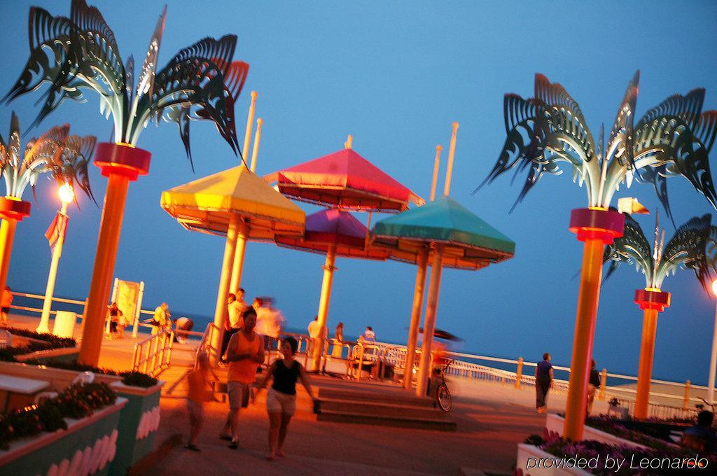 Doubletree By Hilton Oceanfront 4*