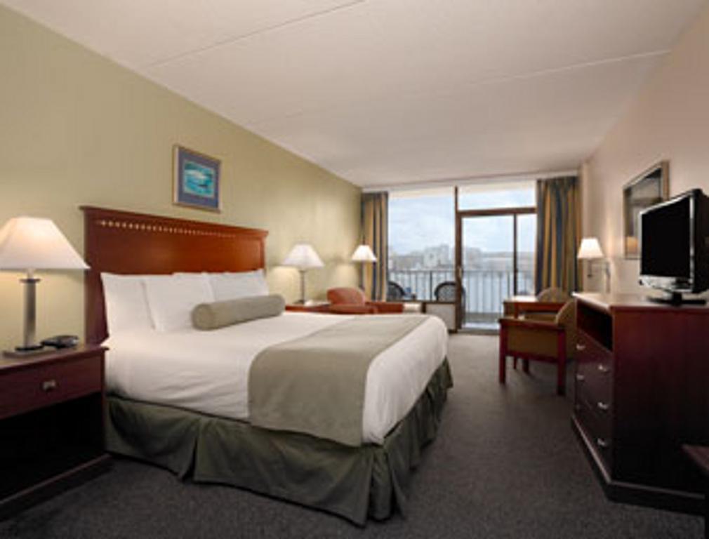 Hotel Days By Wyndham Virginia At The