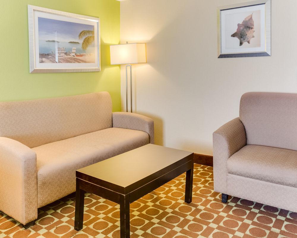 Hotel Garner Virginia North By Ihg 3*