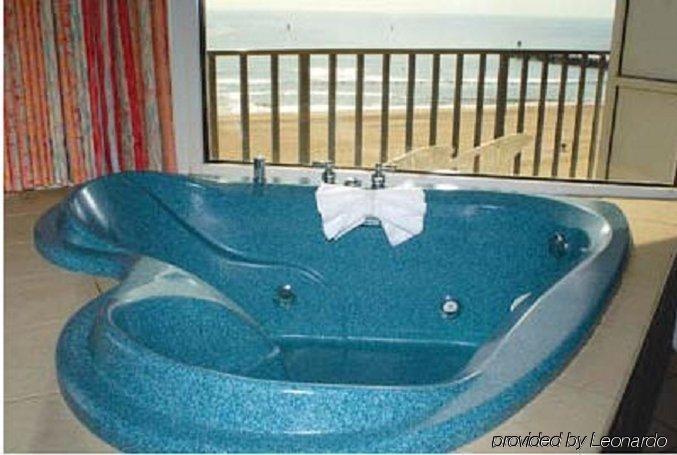 The Schooner Hotel