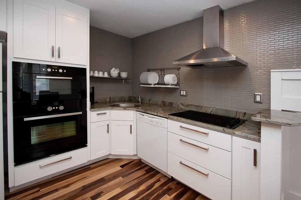 Plaza 2700 Luxury Beach Suites * Virginia Beach