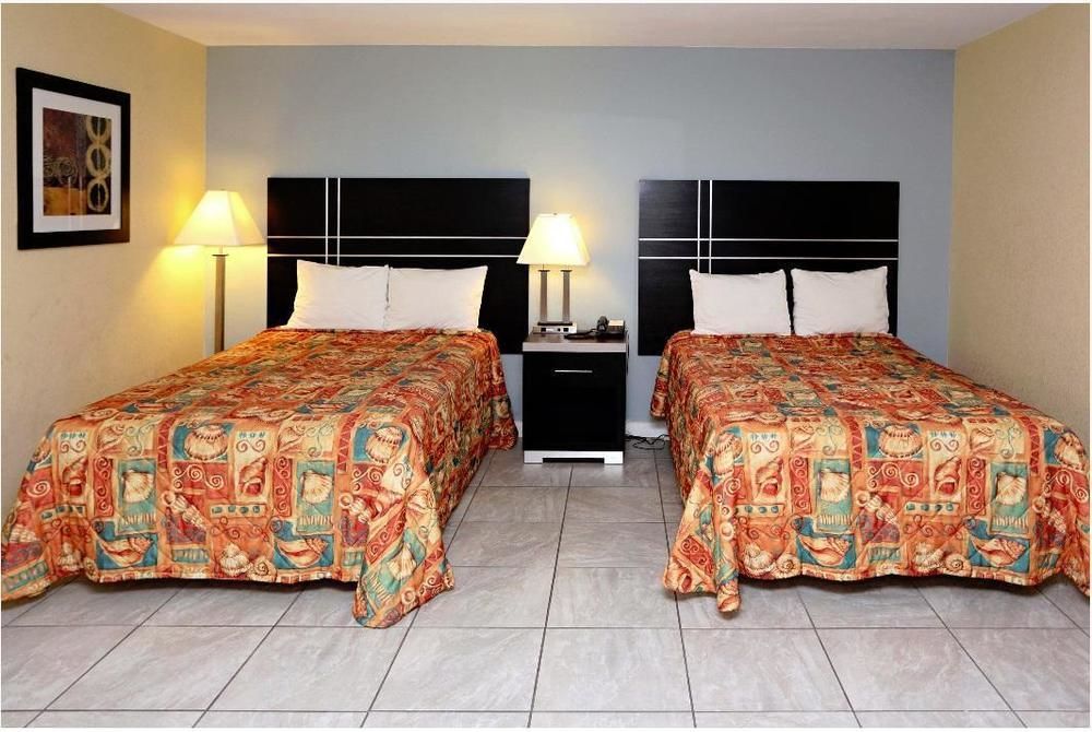 Blue Marlin Motel 2*