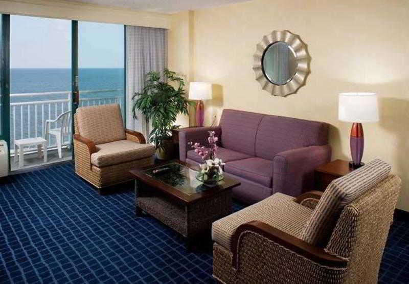 Courtyard Virginia Oceanfront/south