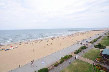 Country & By Radisson, Virginia Oceanfront , Va