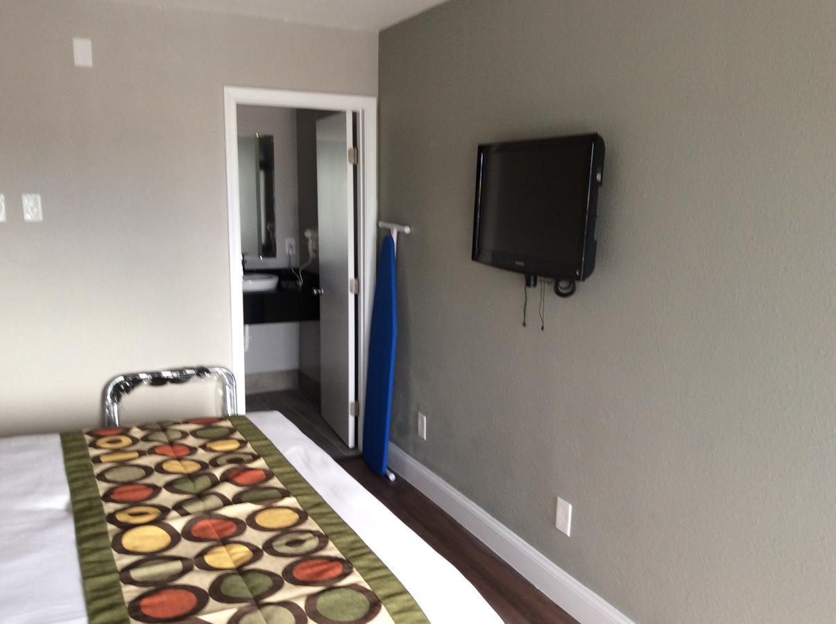 Ocean's 24 Motel