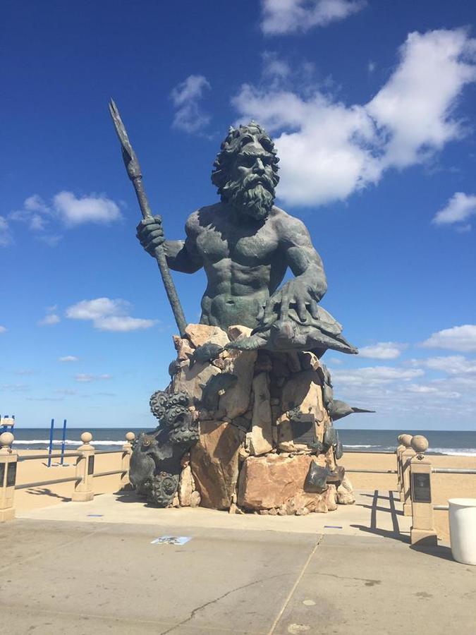 The Oceanfront - Virginia 3* Virginia Beach