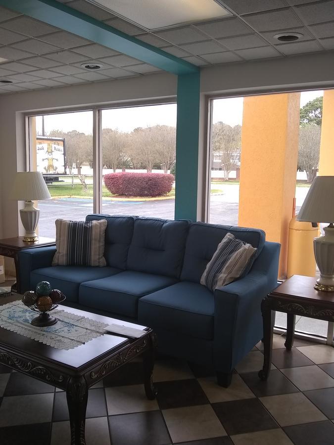 Howard Johnson By Wyndham Virginia