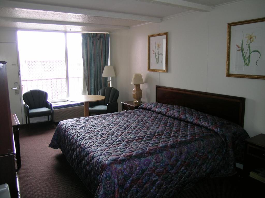 Sunshine Inn & Suites Virginia Beach