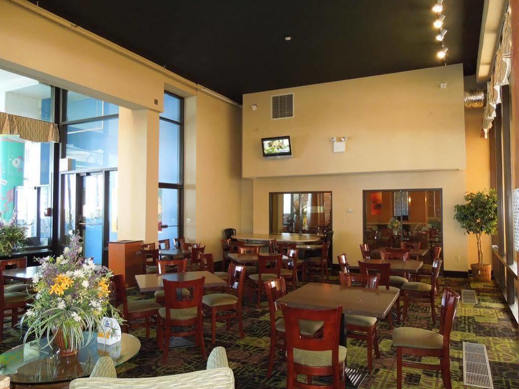 Hotel Coastal & Virginia - Oceanfront 3*