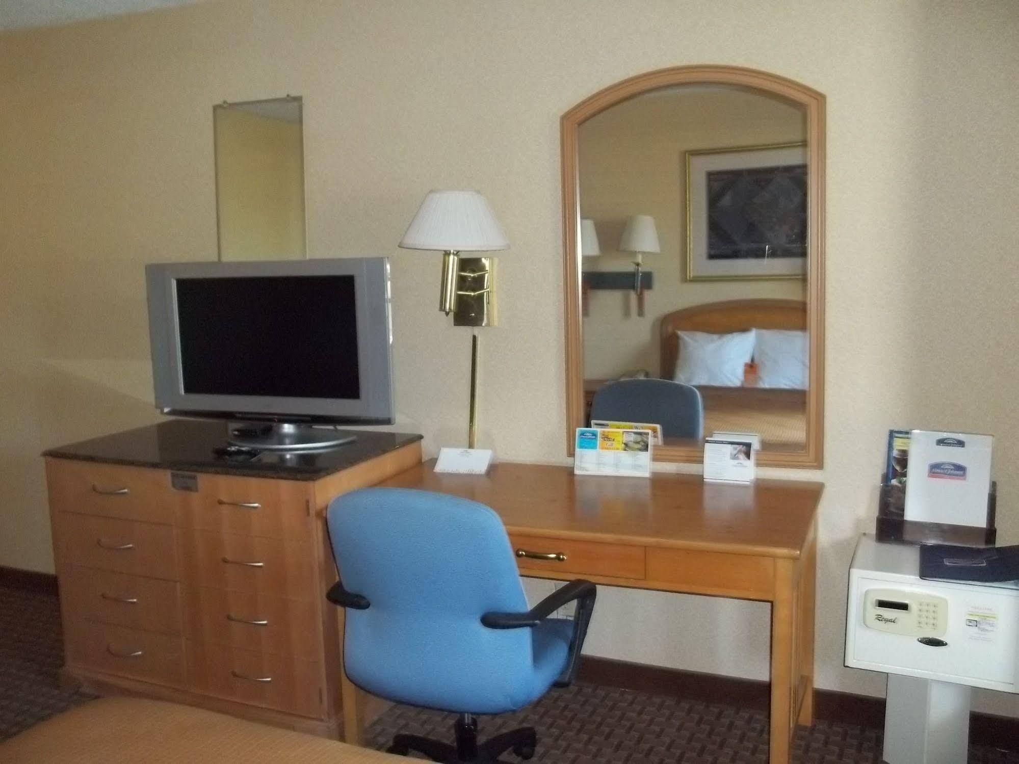 Howard Johnson By Wyndham Virginia Motel 2*