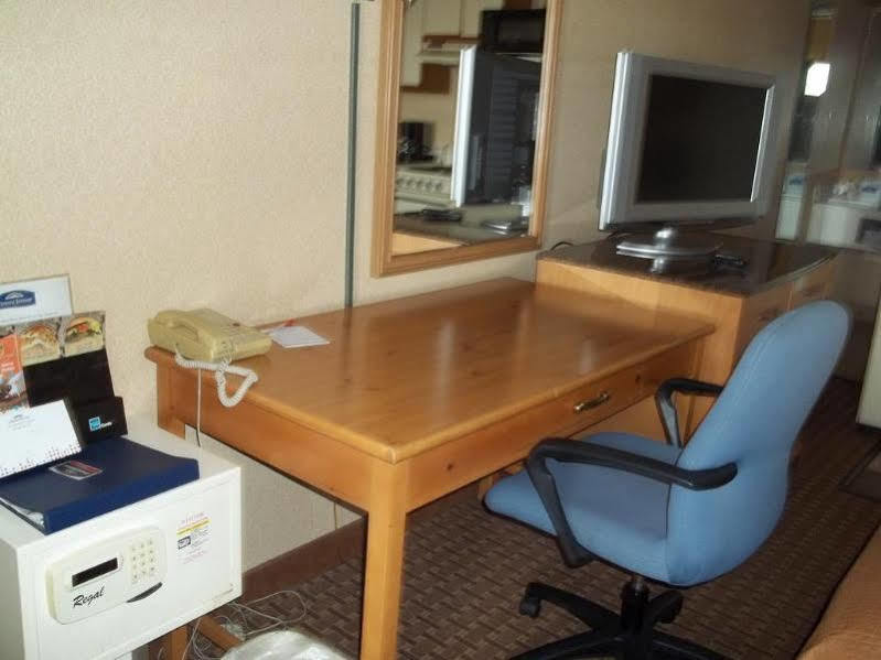 Howard Johnson By Wyndham Virginia Motel 2*